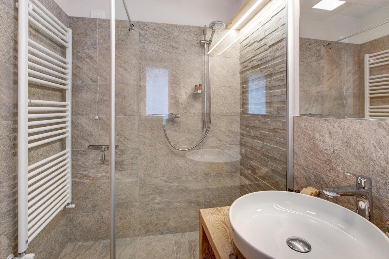 Casa Al Rin Ski Bike And Wellness Isolaccia Exterior foto